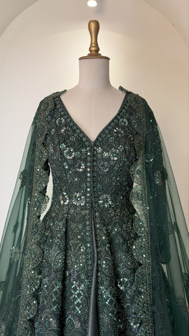 designer mastani dress Deepika Padukone dewani mastani dress by agha Hassan designer Peshwas Size S-M Chest 18 3-4 inch margin Length 46 Lehnga Wasit 34 2-3 inch margin Length 44 Condition good as new Worn